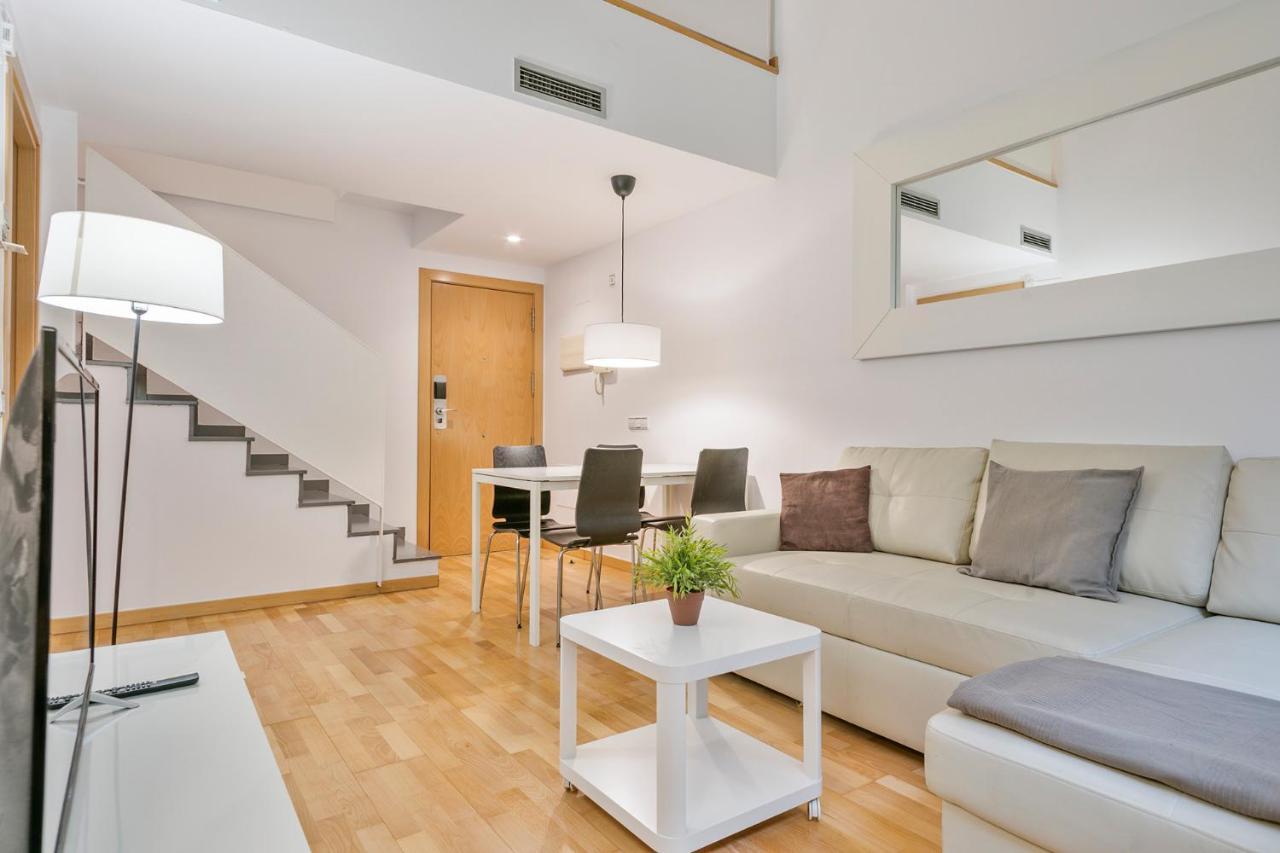 Inside Barcelona Apartments Princep מראה חיצוני תמונה